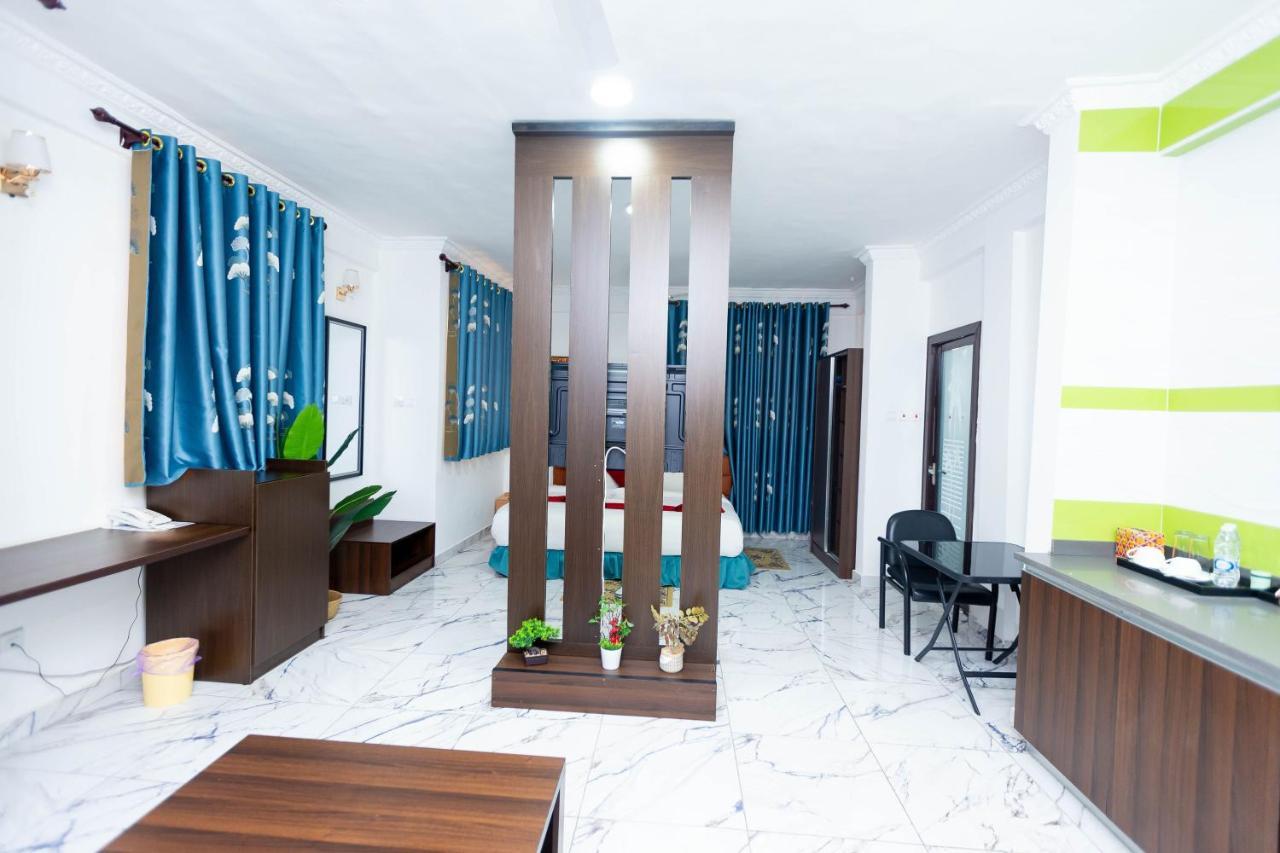 Sky Plus Hotel & Resort Ho Kültér fotó