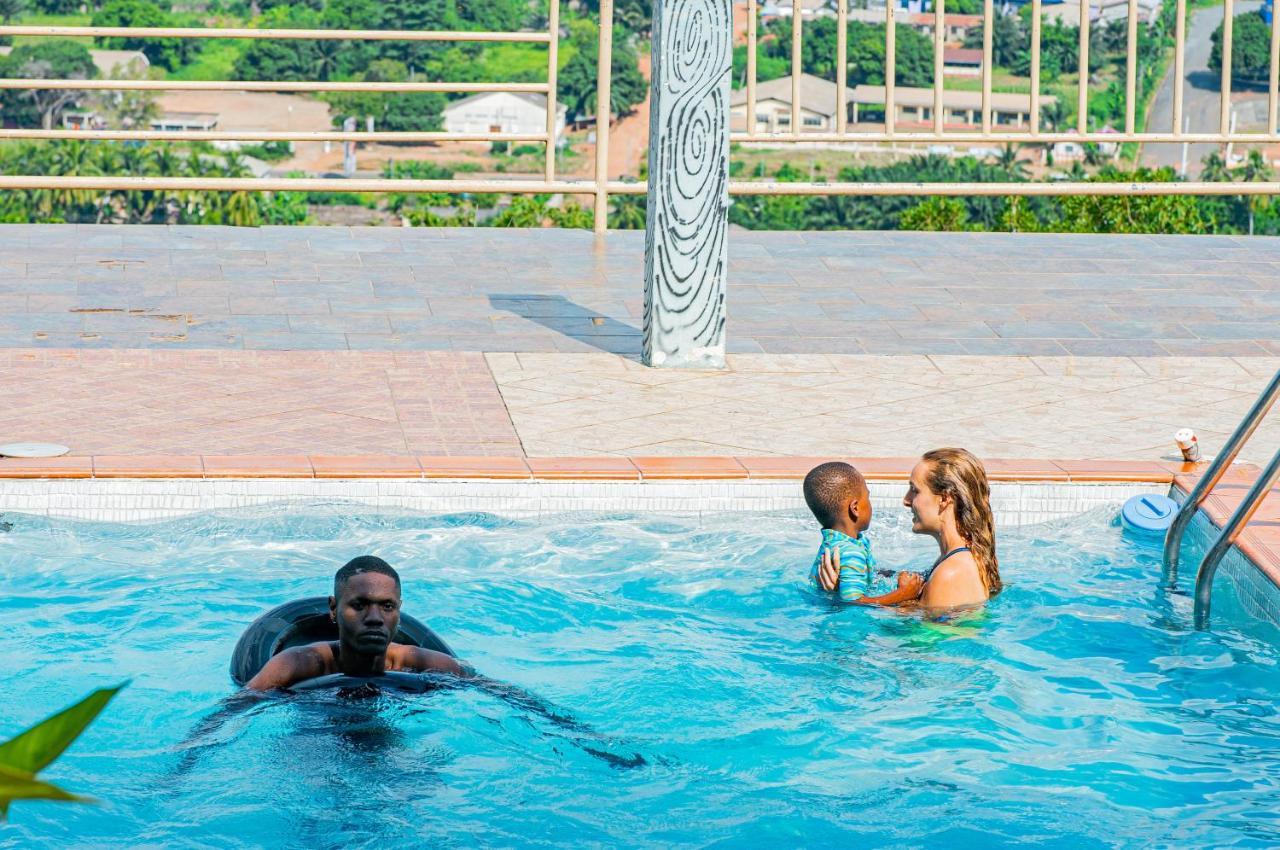 Sky Plus Hotel & Resort Ho Kültér fotó