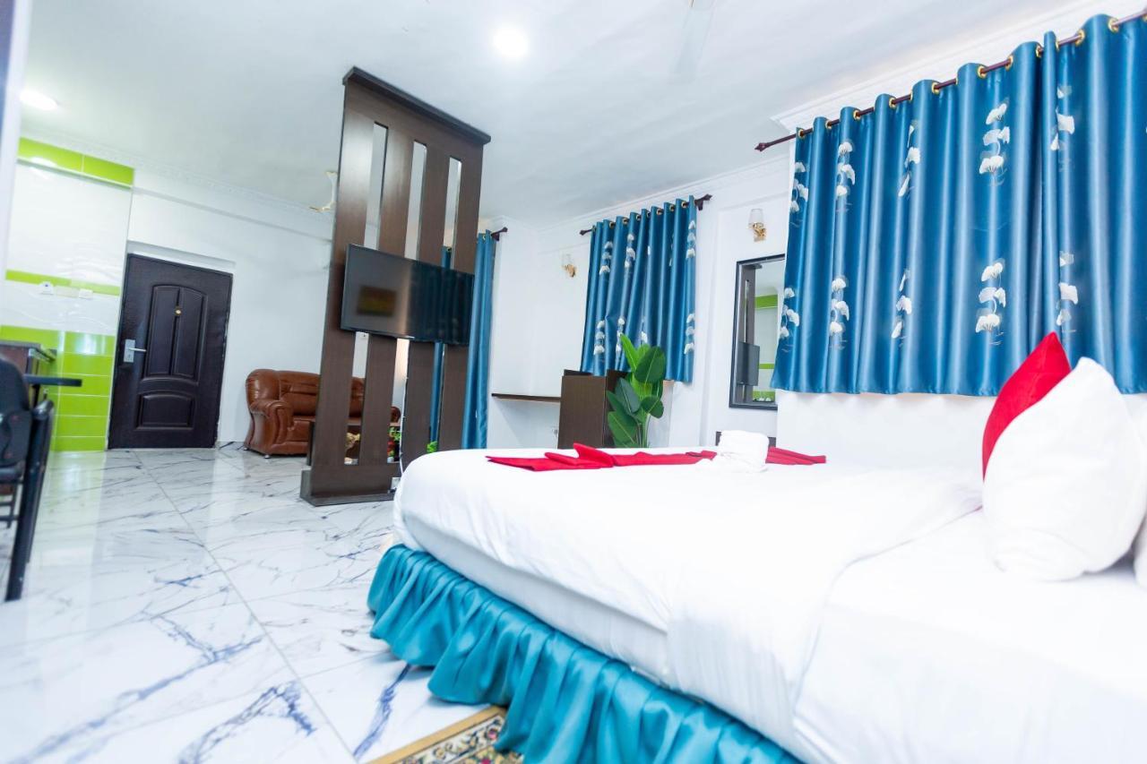 Sky Plus Hotel & Resort Ho Kültér fotó